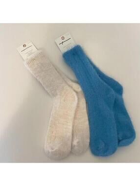 American Eagle Fuzzy Buttery Soft Crew Socks 2-Pack NWT One Size